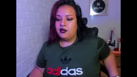 artenisa_tay69 online show from November 9, 3:27 am