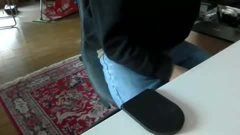 Snapshot of artesian99 chatting on November 16, 9:04 am artesian99 online show from November 16, 9:04 am