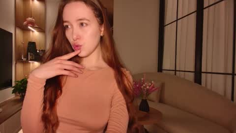 Lina online show from January 6, 2:59 am