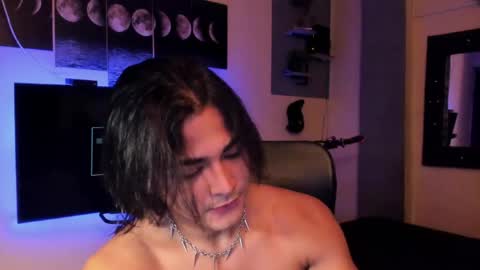 I AM HERE online show from June 5, 1:12 am