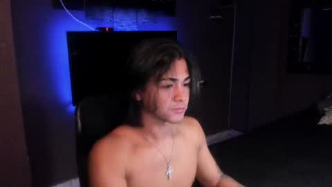 I AM HERE online show from August 2, 1:15 am