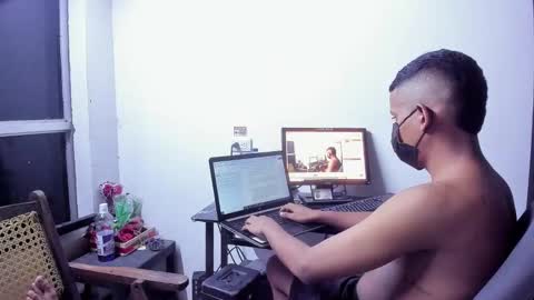 Snapshot of arthurcock chatting on December 4, 6:22 am Arthurcock Independent Model online show from December 4, 6:22 am