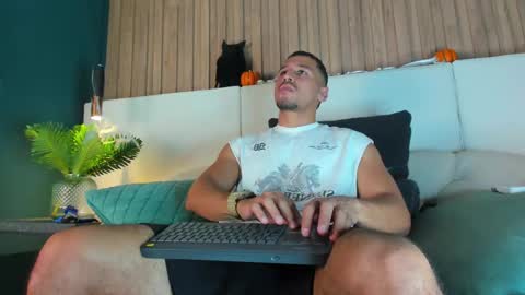 Arthur online show from October 19, 7:36 pm