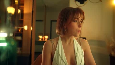 Snapshot of artmosphera chatting on October 3, 10:07 pm The ticket show has been postponed to Monday tomorrow. Sorry womens day online show from October 3, 10:07 pm