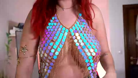 Snapshot of artofboobs chatting on February 20, 12:19 am Amalia online show from February 20, 12:19 am