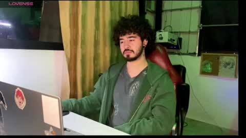 Snapshot of artorias_4 chatting on October 24, 4:53 am artorias 4 online show from October 24, 4:53 am