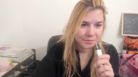 MIA online show from April 4, 8:45 am