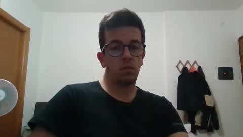 Snapshot of arturpaulval chatting on December 16, 6:57 pm arturpaulval online show from December 16, 6:57 pm