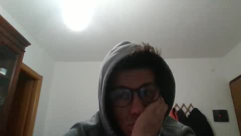 Snapshot of arturpaulval chatting on February 19, 6:26 pm arturpaulval online show from February 19, 6:26 pm