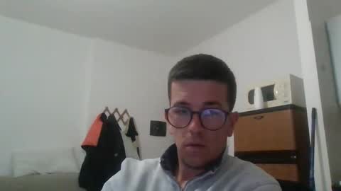 Snapshot of arturpaulval chatting on March 24, 6:24 pm arturpaulval online show from March 24, 6:24 pm