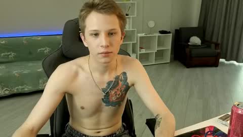 Archie online show from November 22, 5:06 am