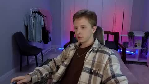 Archie online show from December 4, 2:54 am