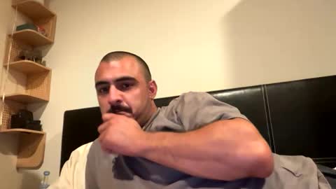 artyparty818 online show from October 22, 10:04 am