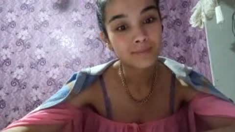 Amina online show from December 13, 7:53 pm