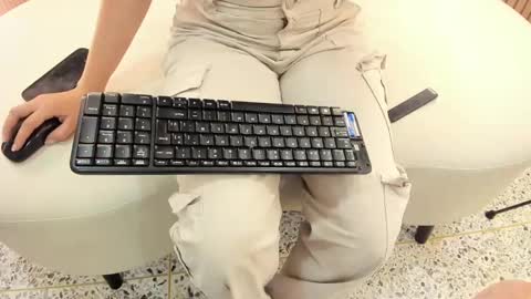 Snapshot of ary1_ chatting on November 2, 3:20 am Ary online show from November 2, 3:20 am