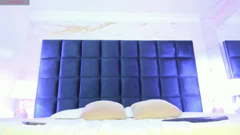 Snapshot of ary1_ chatting on November 12, 3:18 am Ary online show from November 12, 3:18 am