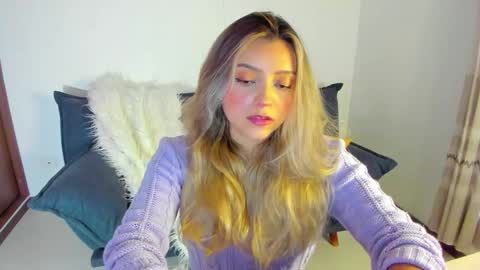 Zahaara online show from November 14, 9:35 pm