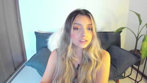 Zahaara online show from December 2, 8:26 pm