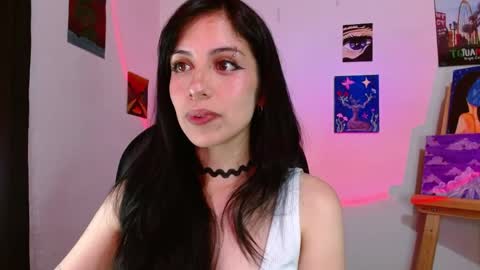   Independent Model online show from May 28, 11:13 pm