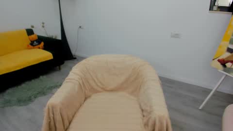 Snapshot of arya_anna chatting on November 17, 4:29 am Arya online show from November 17, 4:29 am