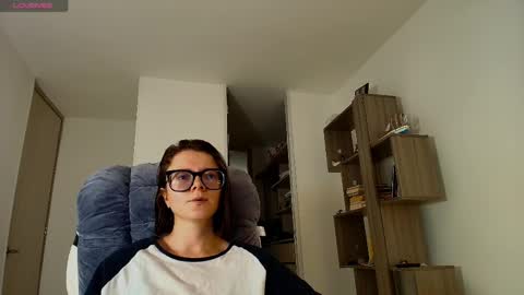 Snapshot of arya_starkw chatting on November 18, 2:43 pm Ary 3 online show from November 18, 2:43 pm