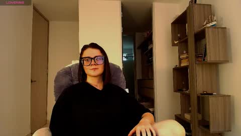 Snapshot of arya_starkw chatting on November 26, 7:26 pm Ary 3 online show from November 26, 7:26 pm