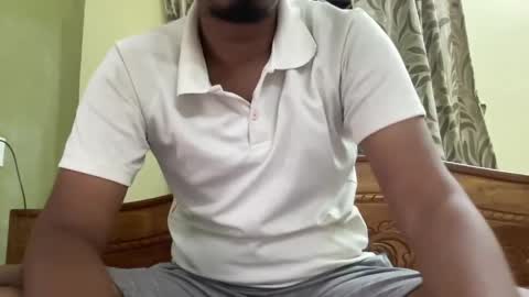 Snapshot of aryan_980763874 chatting on May 15, 11:45 pm aryan_980763874 online show from May 15, 11:45 pm