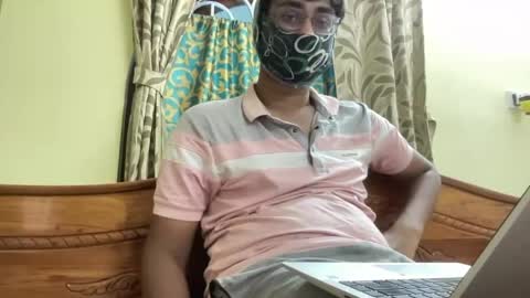 Snapshot of aryan_980763874 chatting on May 18, 4:07 am aryan_980763874 online show from May 18, 4:07 am