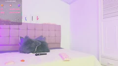 Snapshot of arycooper_ chatting on February 5, 11:26 am arycooper_ online show from February 5, 11:26 am