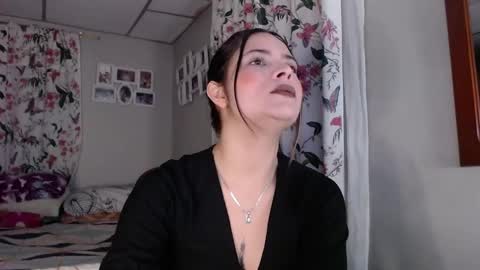 ximena online show from November 24, 12:43 am