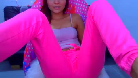 asa akiraaax online show from November 5, 7:58 pm