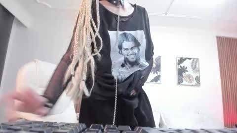 Asami Yaeko              online show from September 26, 4:16 am