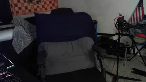 devilPup75 online show from October 15, 3:06 am