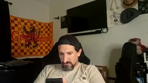 devilPup75 online show from December 17, 5:13 am