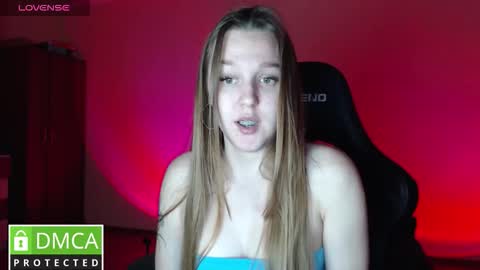 Kristi your good friend with benefits online show from November 12, 4:51 pm