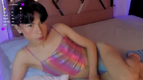 Ash Femboy online show from March 12, 7:38 pm