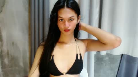 Snapshot of ash_sexdoll chatting on January 5, 6:02 pm ASH online show from January 5, 6:02 pm