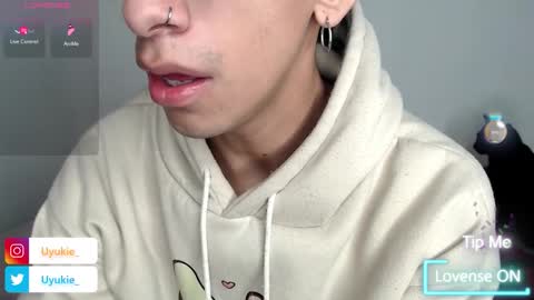 Ash online show from December 21, 2:08 am