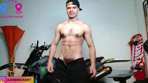 Snapshot of ash_wingrant chatting on February 9, 6:45 pm ash_wingrant online show from February 9, 6:45 pm