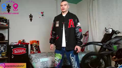 Snapshot of ash_wingrant chatting on February 26, 11:09 am ash_wingrant online show from February 26, 11:09 am