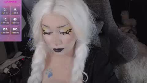 Sasha next stream December 4st  at  0000- 0030 am German time online show from November 11, 11:05 pm