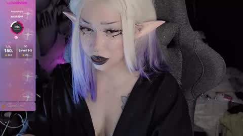 Sasha next stream December 4st  at  0000- 0030 am German time online show from March 8, 10:35 pm