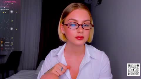 your pretty Ashley online show from January 4, 9:09 pm
