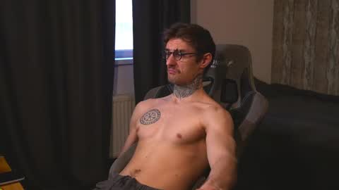 Snapshot of asher_88 chatting on May 14, 7:48 am Jerk Machine online show from May 14, 7:48 am