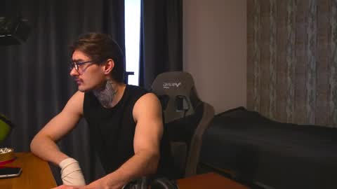 Snapshot of asher_88 chatting on June 2, 1:02 pm Jerk Machine online show from June 2, 1:02 pm