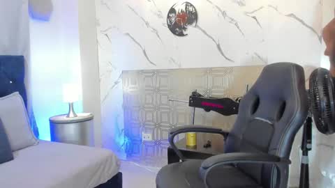   Asher  online show from March 2, 7:21 pm