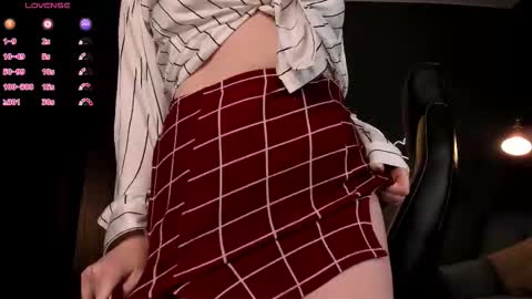 Ash online show from October 15, 1:00 pm