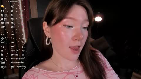 Ash online show from December 17, 12:22 pm