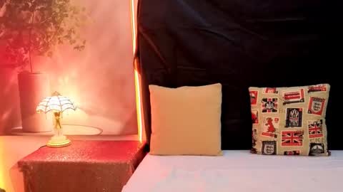 ash online show from November 19, 7:47 pm