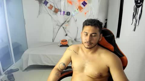 ashlan_king online show from October 30, 2:35 am